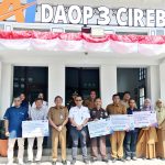 Bakti Untuk Negeri, KAI Daop 3 Cirebon Salurkan Bantuan TJSL Ratusan Juta
